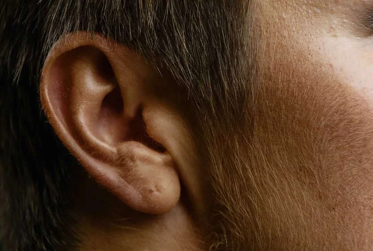 Советы эксперта по улучшению слышания во время простуды